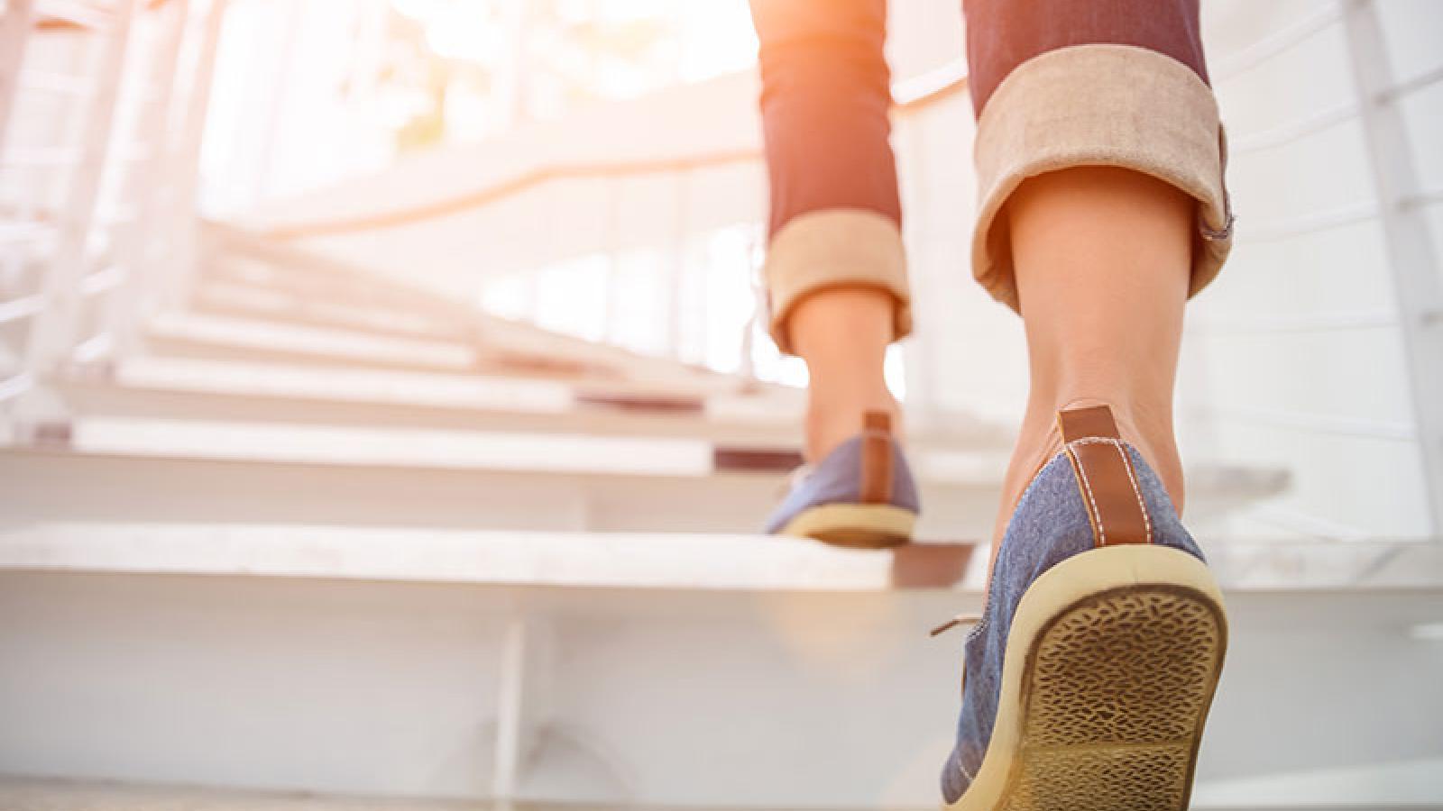 5 Good Reasons to Take the Stairs